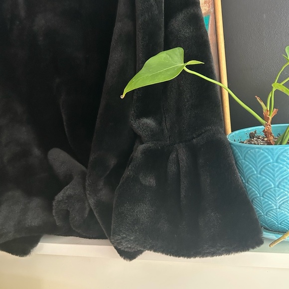 Pizazz Vintage Luxurious Black Faux Fur Pea Coat M - Picture 11 of 16